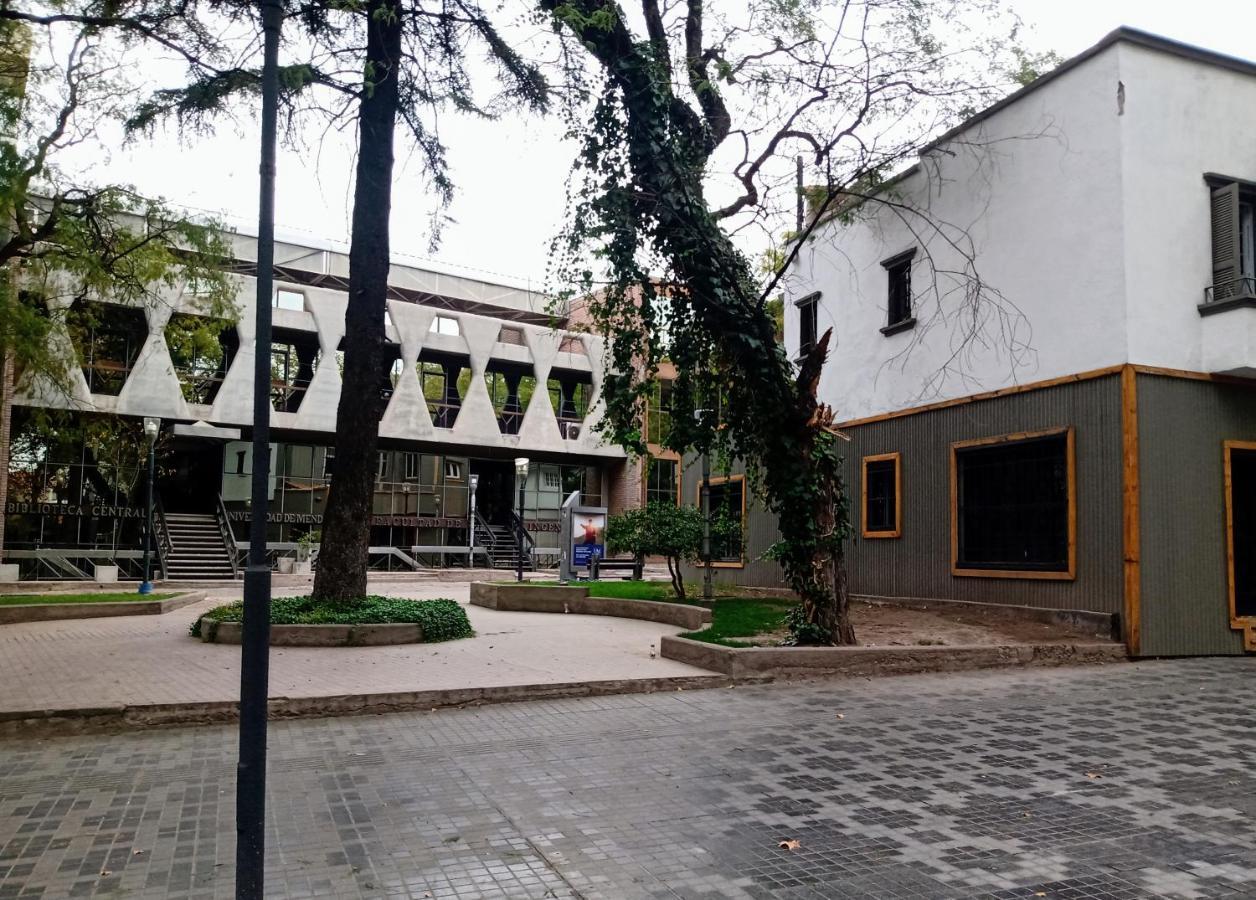 Апартаменти Casa Aristides Мендоса Екстер'єр фото